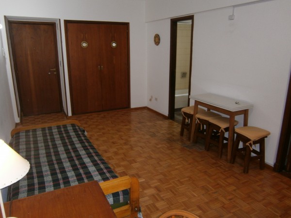 Excelente monoambiente en lo mejor de  La Perla 