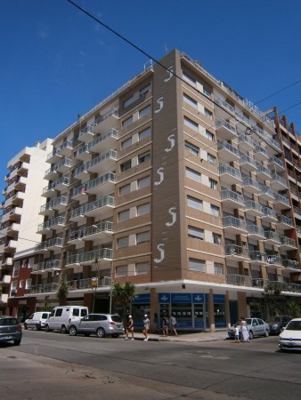 Departamento 1 ambiente  a una cuadra del mar