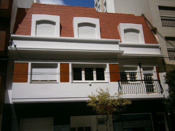 Departamento 3 ambientes en PB La Perla