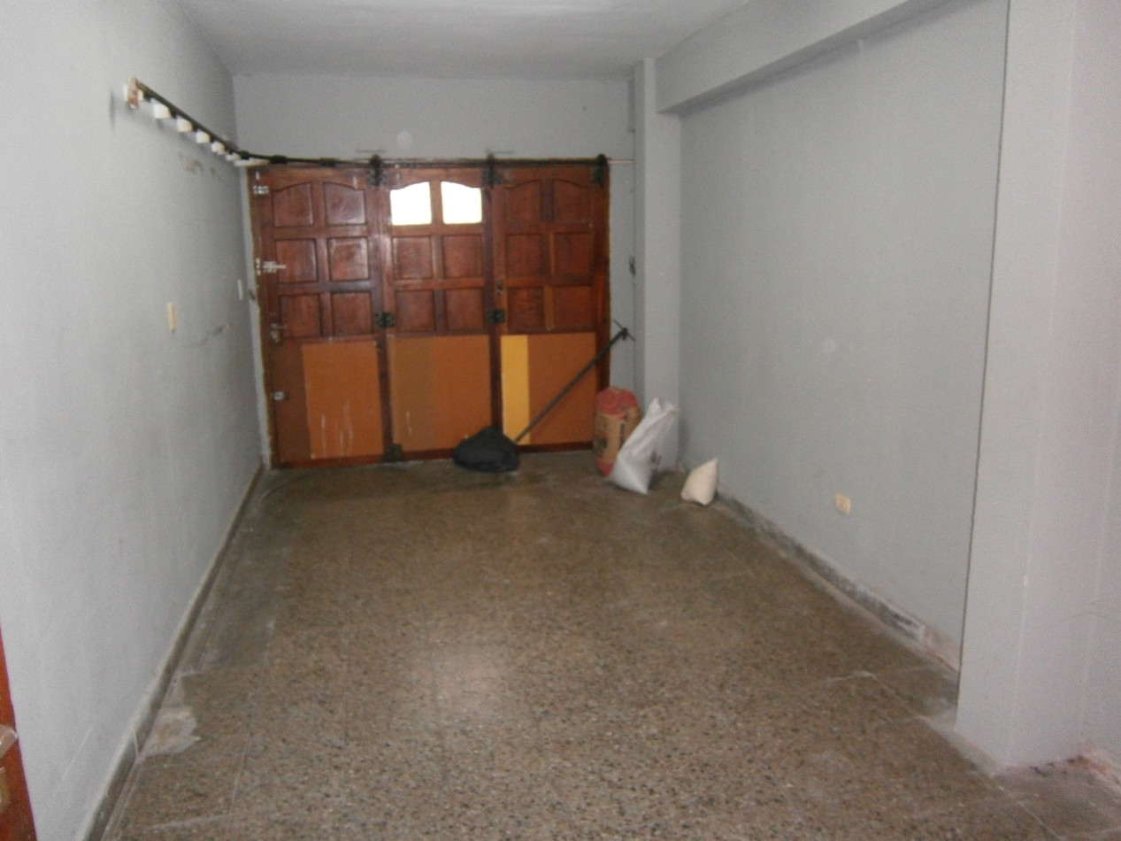 Chalet de 2 plantas en PH