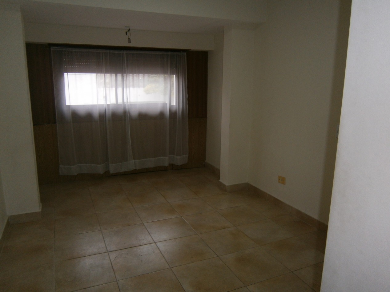 Chalet de 2 plantas en PH
